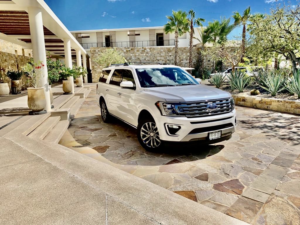 Cabo Ground Services private SUV at a Los Cabos resort